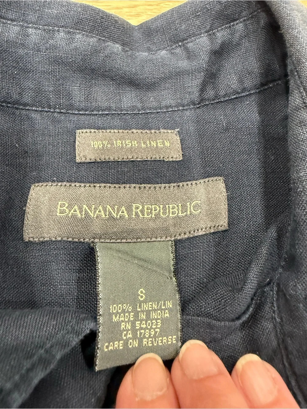 Banana Republic Men’s Small 100% Irish Linen Navy Button Front Shirt